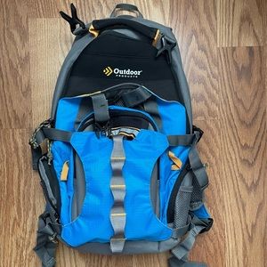 Outdoor hiking backpack only used once great condition